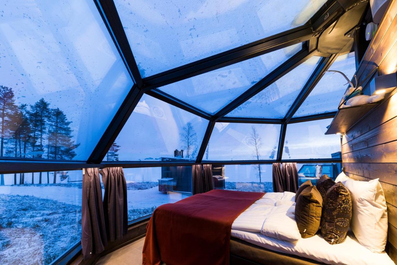 Hotel Arctic Igloos